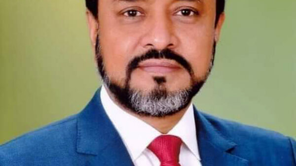 নাঙ্গলকোট উপজেলা চেয়ারম্যান কালুর বক্তব্যের ভিডিও ভাইরাল ‘রাজাকারটা আসলে কী? শান্তি কমিটির সদস্য ছিলেন আমার বাবা’