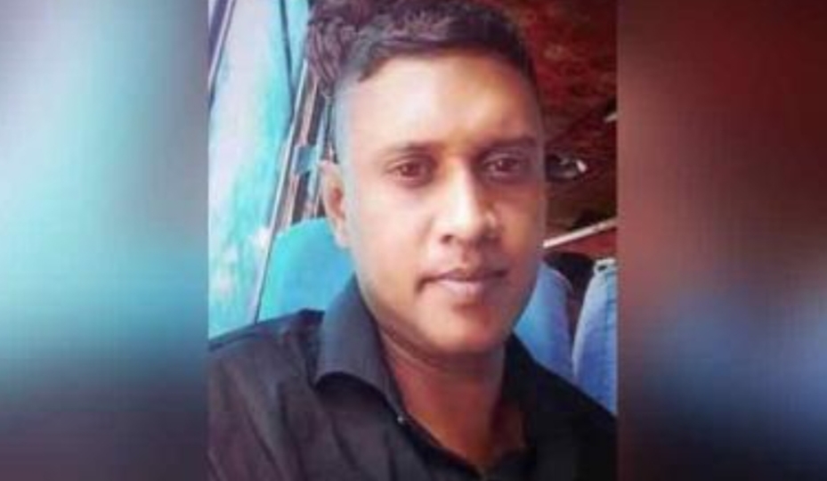 সন্তান রেখে পরকীয়া প্রেমিকের হাত ধরে উধাও গৃহবধূ