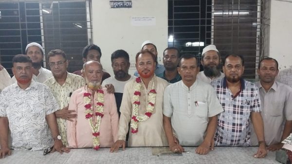 কুমিল্লা জেলা আইনজীবী সহকারী সমিতির নির্বাচন অনুষ্ঠিত