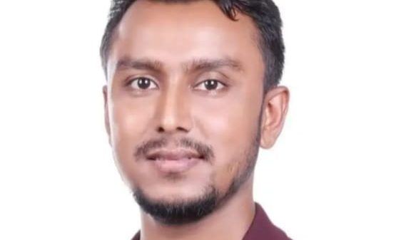 সাবেক এমপি ও মেয়রকে ভারতে পাঠানো সেই সুমন গ্রেফতার