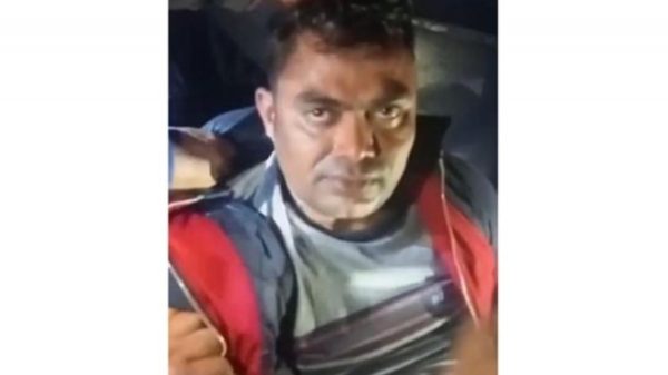 ওসি পরিচয়ে ছাত্রদল নেতার চাঁদাবাজি : গণপিটুনি ও পরে বহিষ্কার