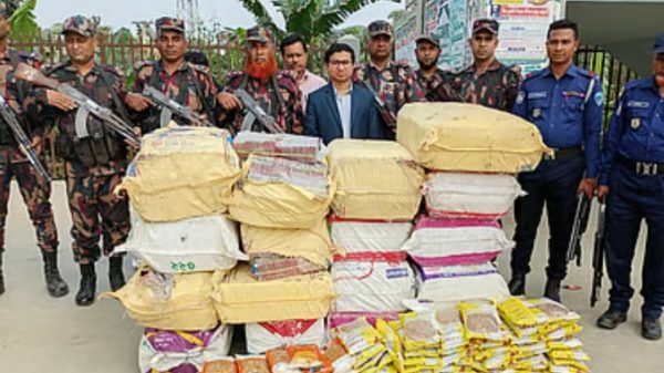 কুমিল্লায় টাস্কফোর্সের অভিযানে ৮৭ লাখ টাকার ভারতীয় পণ্য জব্দ