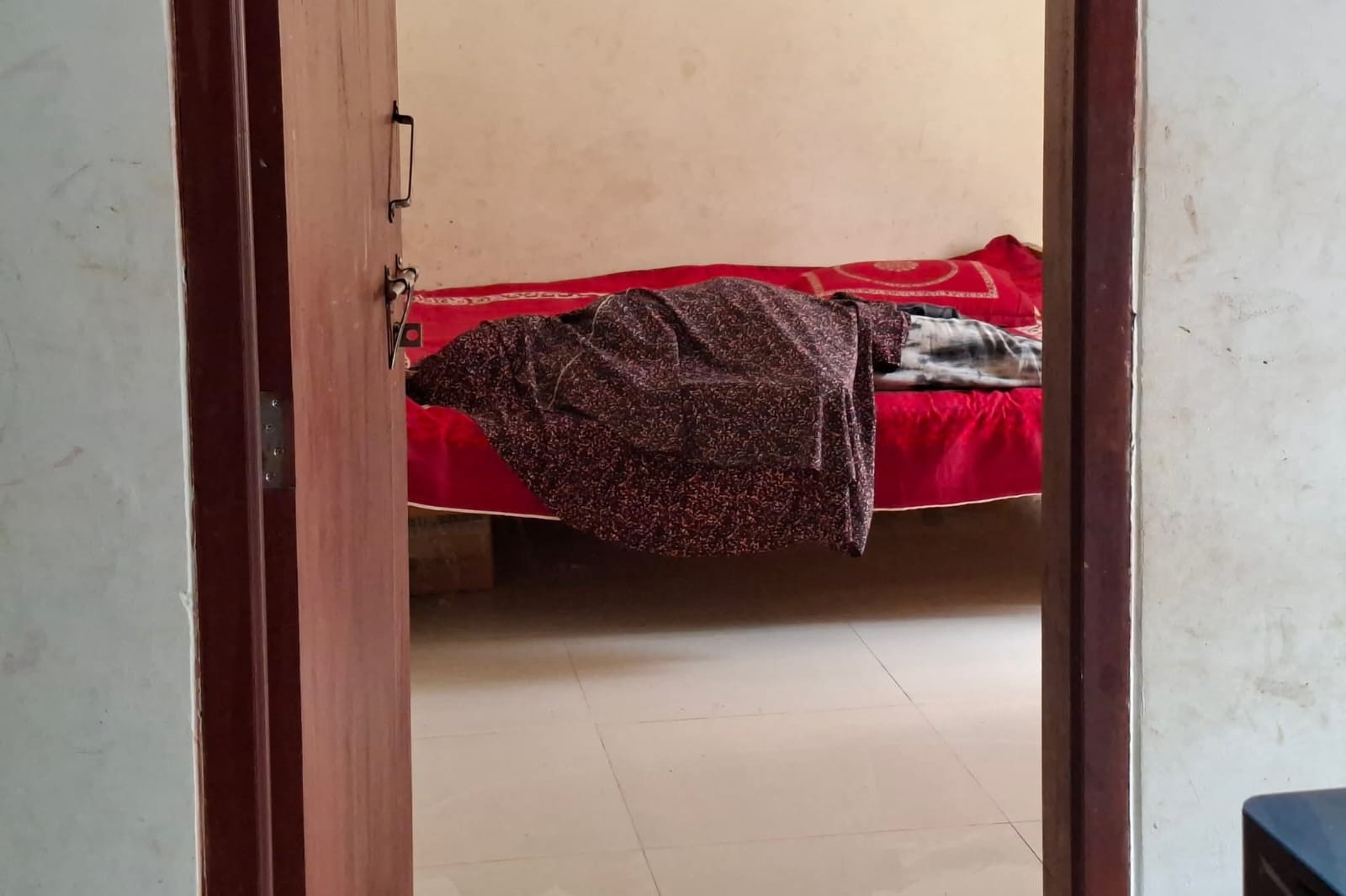 হোমনায় এনজিও কর্মীর রহস্যজনক মৃত্যু