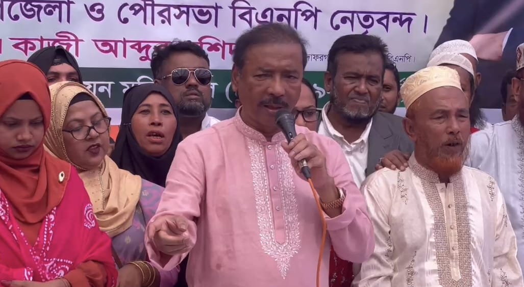 আ.লীগ নিজের প্রতিও বিশ্বাসঘাতক : আবুল কালাম