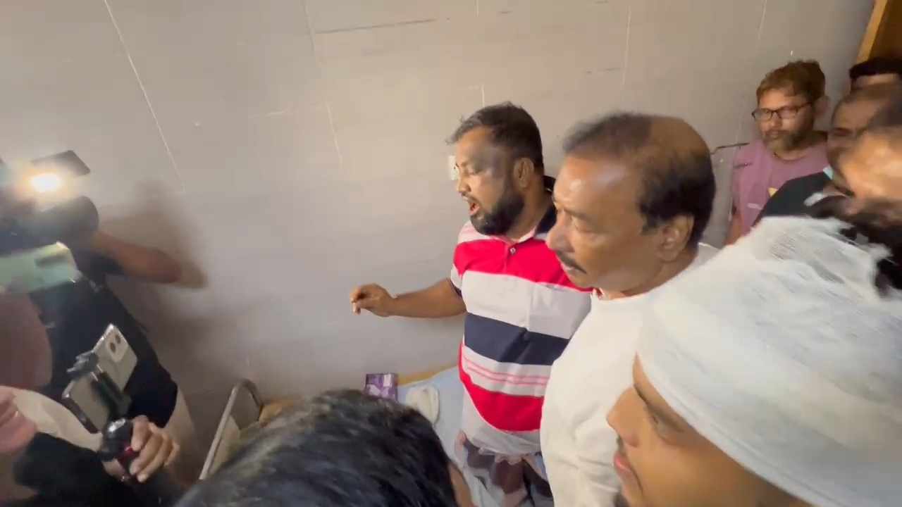 দোলাসহ আহতদের দেখতে হাসপাতালে বিএনপির প্রার্থী, ৭২ ঘণ্টার আল্টিমেটাম