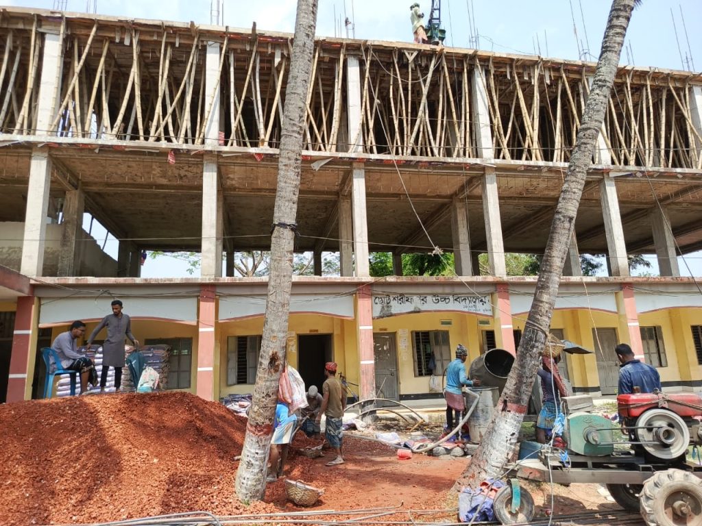 কুমিল্লার ছোট শরীফ পুর উচ্চ বিদ্যালয়ে ৩ কোটি টাকার উন্নয়ন কাজ