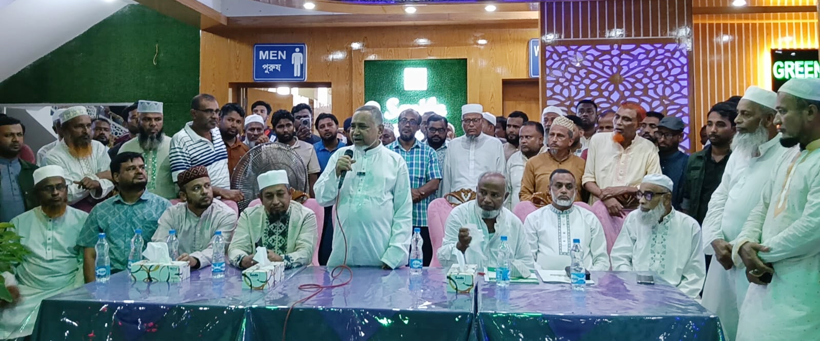 চৌদ্দগ্রামে গ্রীণ ভিউ-২ হোটেল,রেস্টুরেন্ট এন্ড সুইটস্ এর শুভ উদ্বোধন